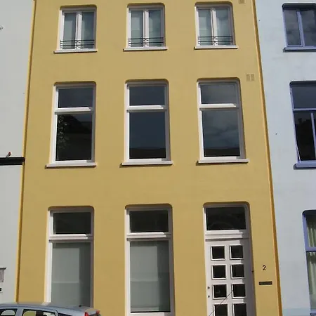 Bed & Breakfast Het Gele Huis *
